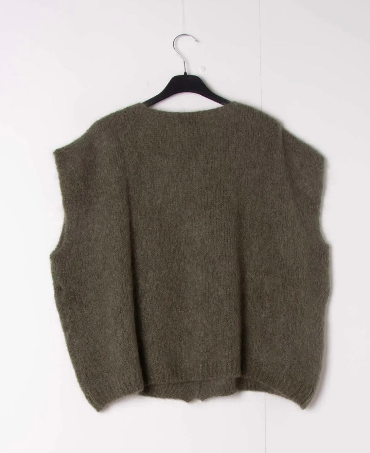 Gilet Sans Manches en Mohair – Doux & Léger